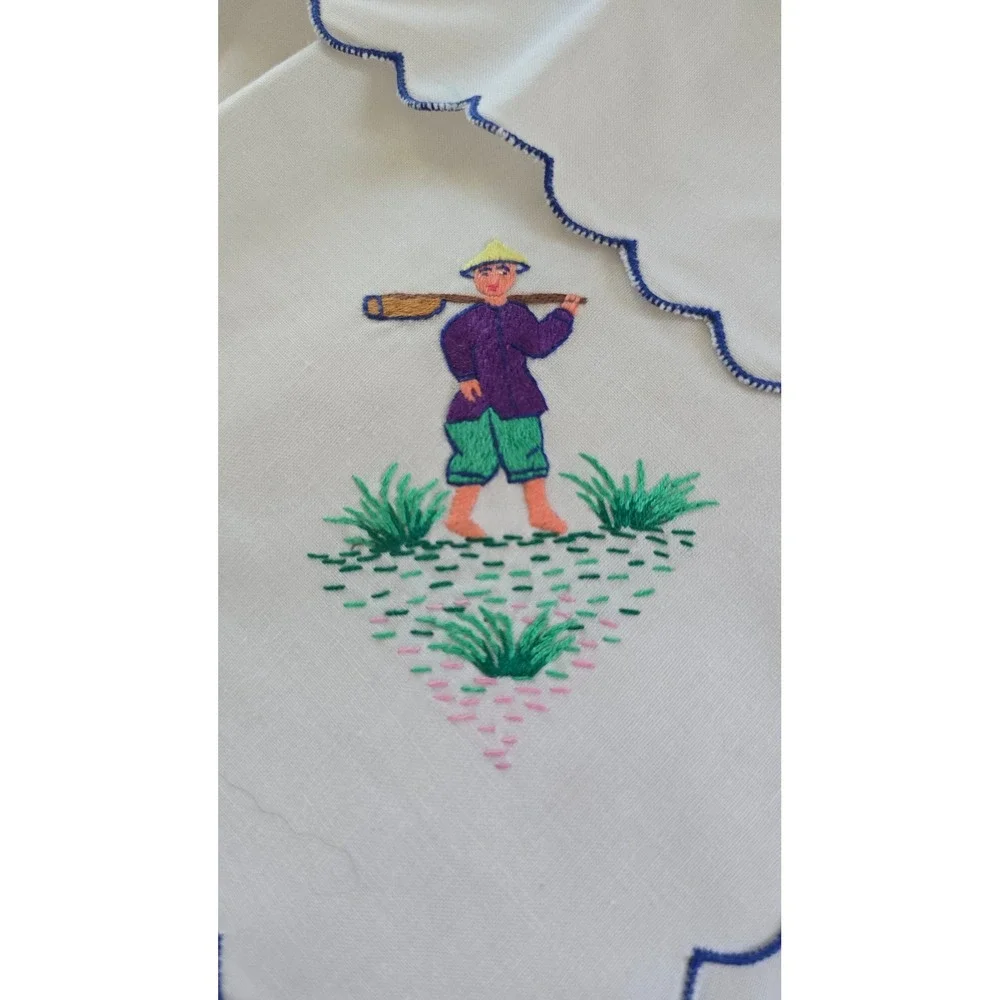 Vintage Hand Embroidered Napkins Scalloped Edge Set of 8 Folk Art Farm Scenes